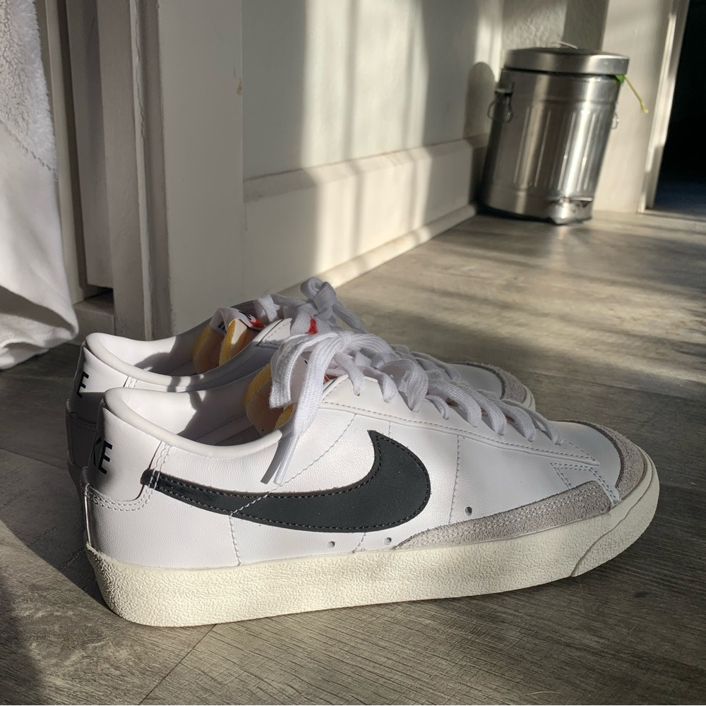 Nike blazers low